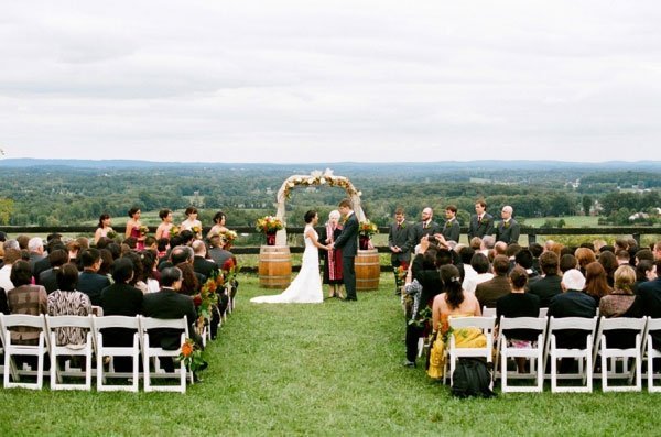 ceremonie mariage laique exterieur decor rustique vignoble